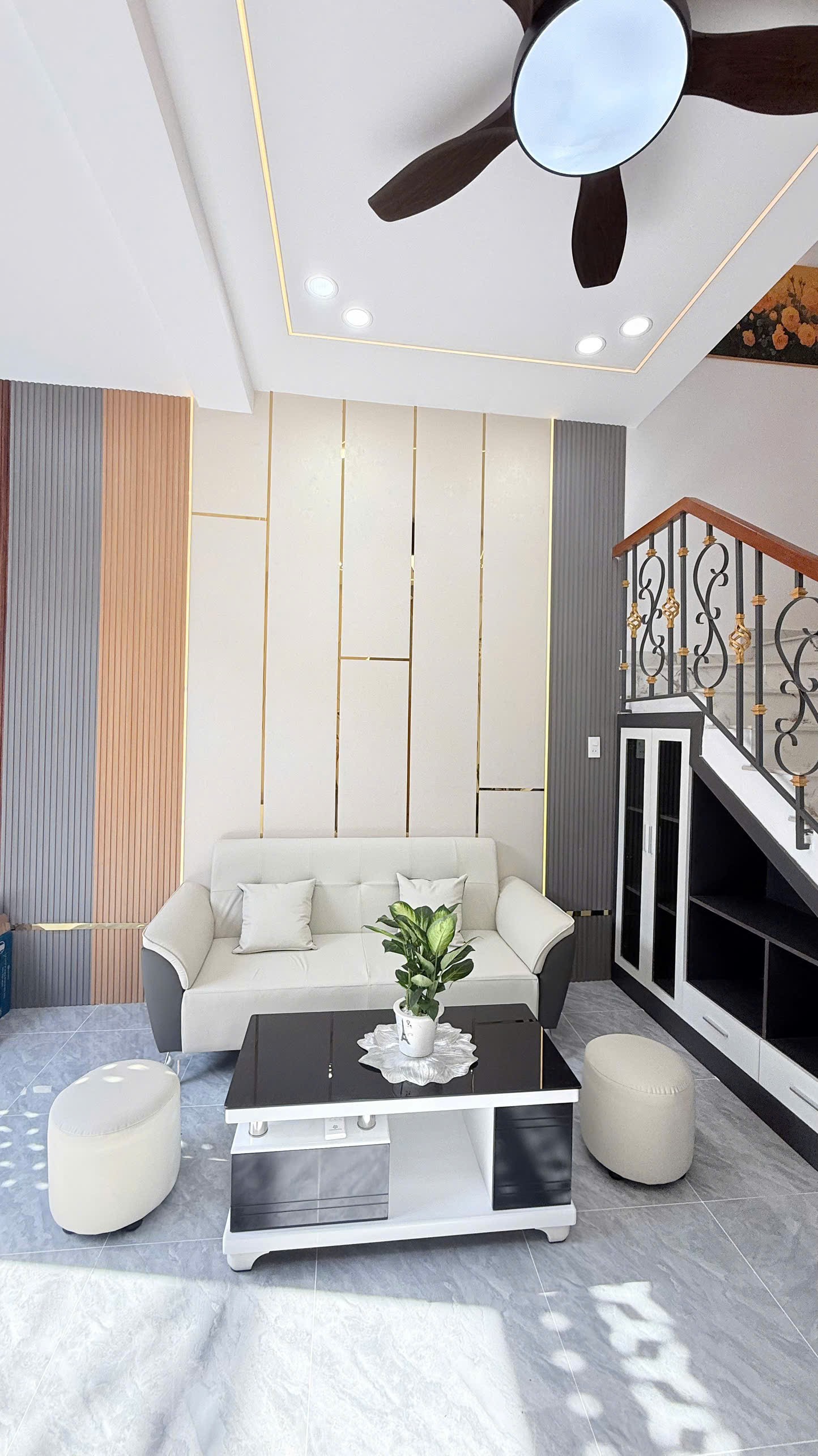 Đón Tết an cư – 50M² – 2 Tầng/3PN Ô TÔ Tận cửa– Nhỉnh 5 Tỷ TL! Có PN Trệt ! 3