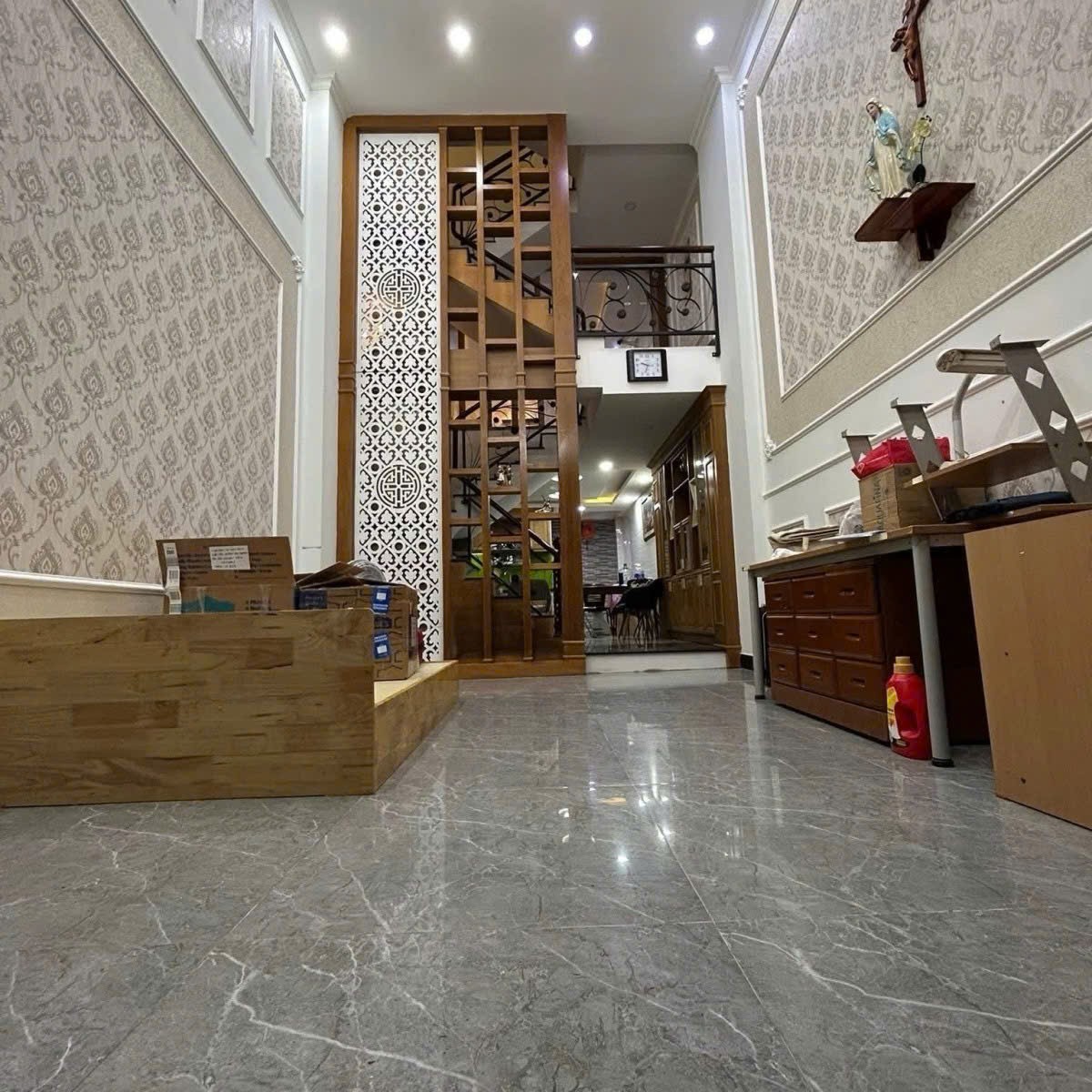 NGỘP BANK BÁN GẤP – 62M² – 5 Tầng/4PN – Ô TÔ TẬN CỬA– Nhỉnh 7 Tỷ TL! 2