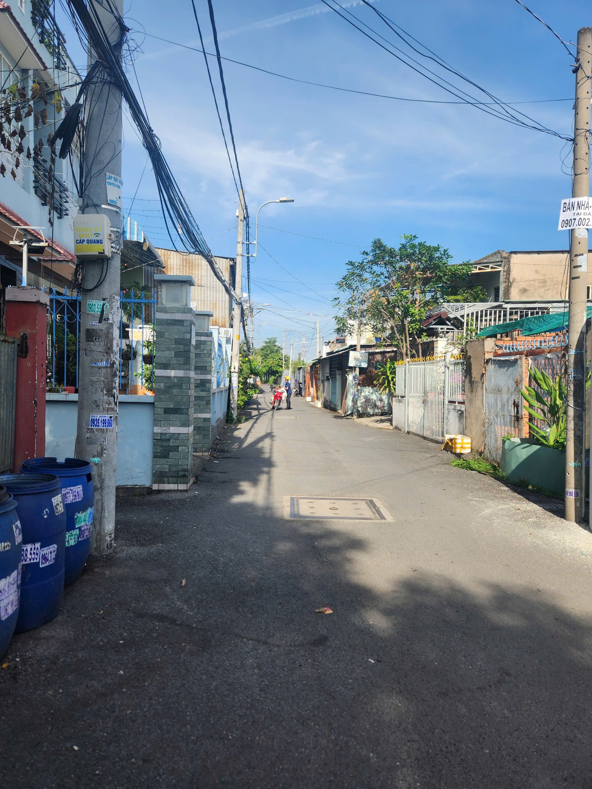 Bán nhà dọn vào ở luôn - Quốc lộ 13 - Hiệp Bình Phước - 81m2 - 5 tỷ hơn