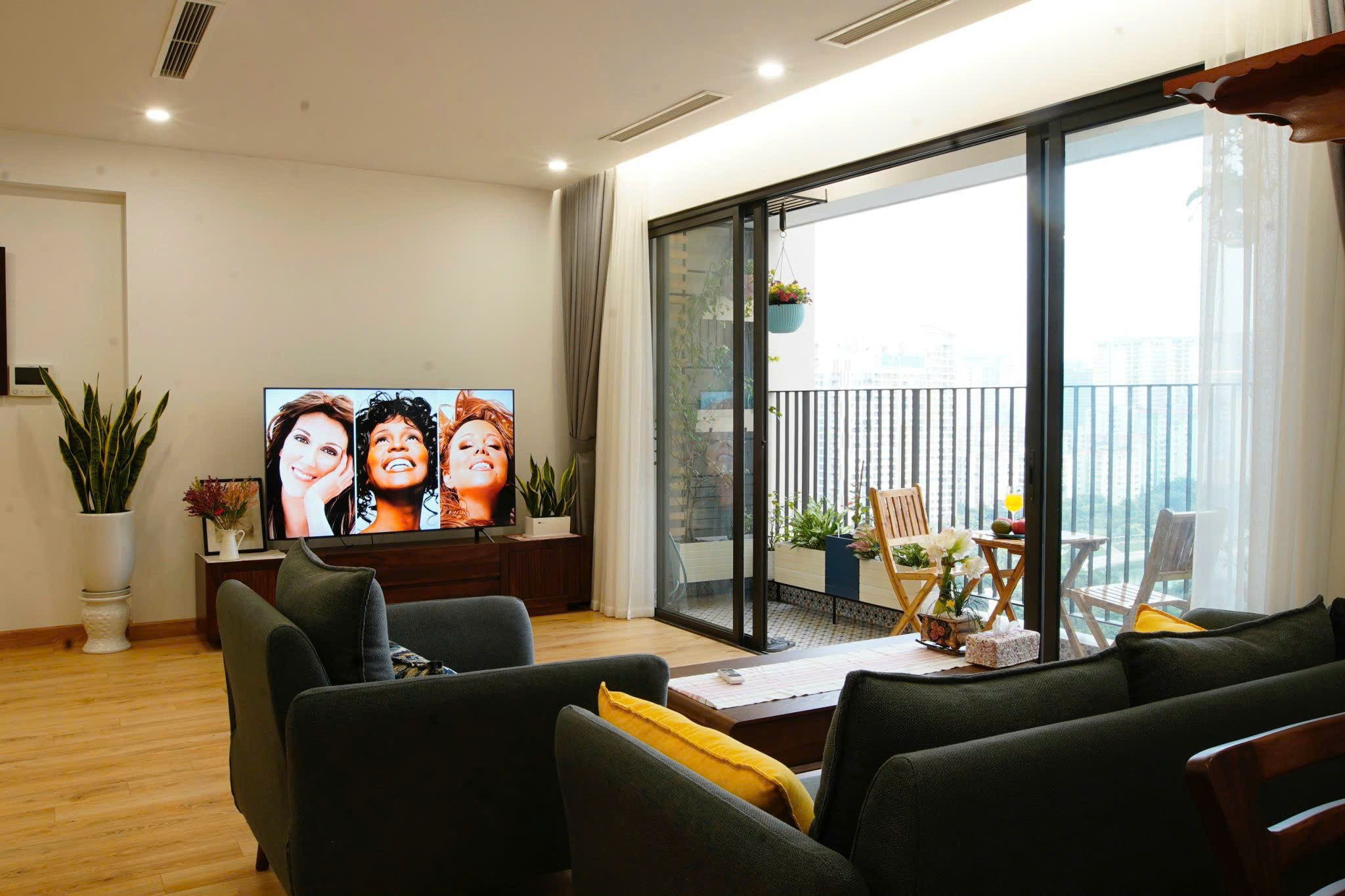 Bán căn 3 ngủ tại Vinhomes D'Capitale, trục VIEW HỒ đẹp nhất dự án 5