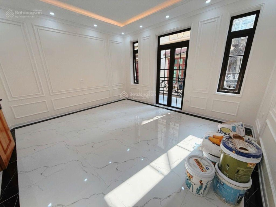 Bán nhà PL Phố Hoàng Quốc Việt Hàng xóm Starlake -75m 7Tầng Thang Máy Lô Góc - Ô Tô Vỉa hè KDVP 4