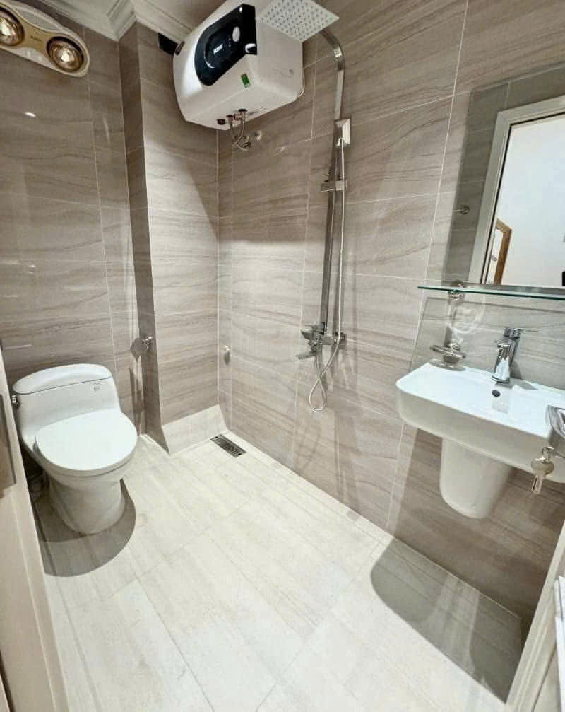 MẶT PHỐ HOÀNG CẦU 76M – MT 10M – CHỈ 16.5 TỶ – VỊ TRÍ VÀNG KINH DOANH ĐỈNH – VIEW HỒ CỰC HIẾM 3