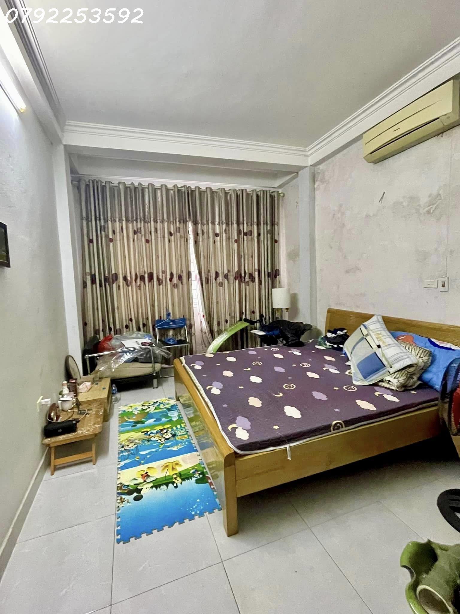 Bán Nhà Bùi Xương Trạch. Thanh Xuân. Diện tích 35m2 x4tầng. Mặt tiền 3.5m2. Giá Bán. 5 tỷ