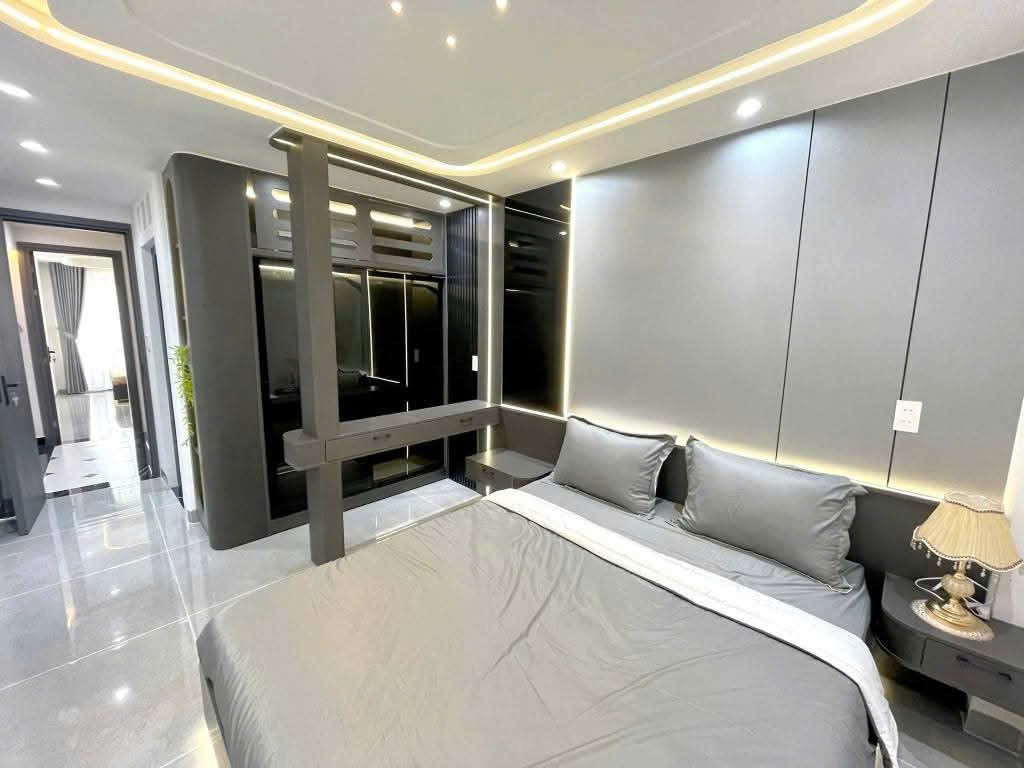 MẶT PHỐ HOÀNG CẦU 76M – MT 10M – CHỈ 16.5 TỶ – VỊ TRÍ VÀNG KINH DOANH ĐỈNH – VIEW HỒ CỰC HIẾM 2