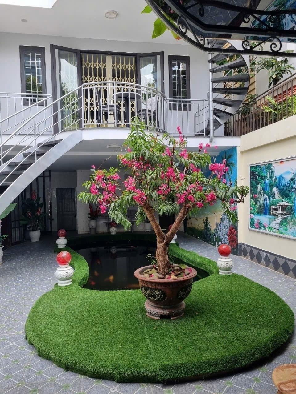 Bán biệt thự Dương Đình Nghệ gần biển, 648m2, mặt tiền 24m, giá 167 tỷ 2