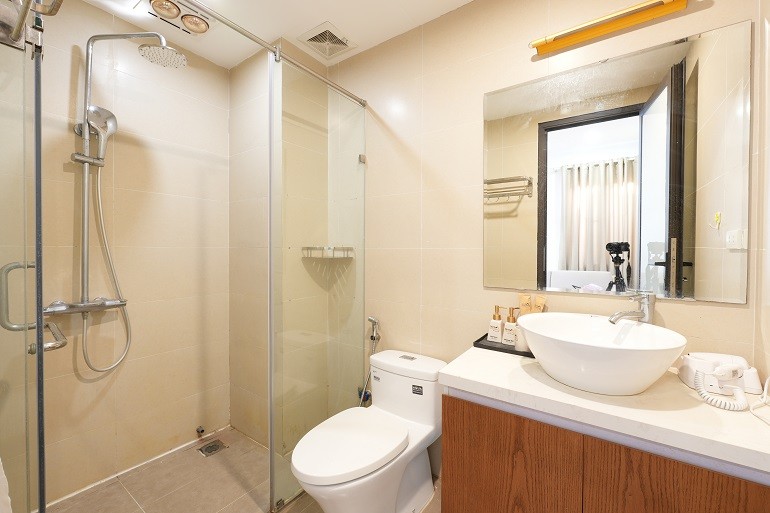 Cho thuê Căn hộ chung cư đường Linh Lang, Phường Cống Vị, Diện tích 70m², Giá 20.8 Triệu/tháng 8