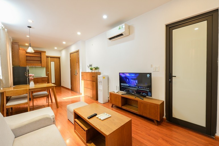 Cho thuê Căn hộ chung cư đường Linh Lang, Phường Cống Vị, Diện tích 70m², Giá 20.8 Triệu/tháng 9