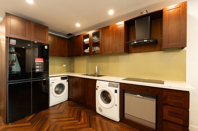 Cho thuê Căn hộ chung cư đường Yên Phụ, Phường Yên Phụ, Diện tích 120m², Giá 49.4 Triệu/tháng 2