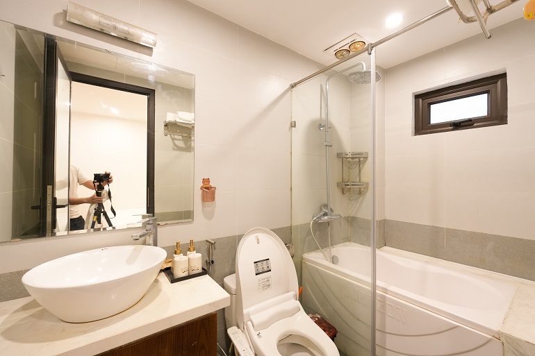 Cho thuê Căn hộ chung cư đường Linh Lang, Phường Cống Vị, Diện tích 70m², Giá 18.2 Triệu/tháng 7