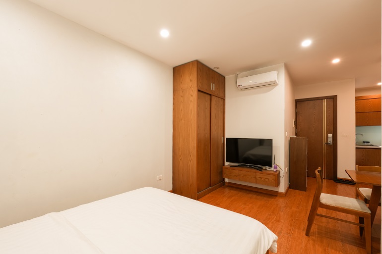 Cho thuê Căn hộ chung cư đường Linh Lang, Phường Cống Vị, Diện tích 40m², Giá 11.7 Triệu/tháng 5