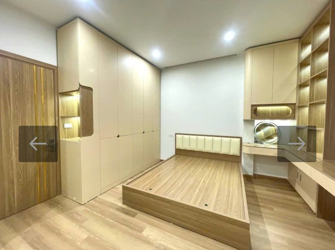 Ô TÔ ĐỖ CỬA – 5 TẦNG – 5 NGỦ – 9.08 TỶ – TRƯỜNG CHINH 4