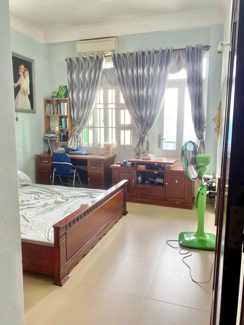 Bán nhà mặt phố đường số 16, Bình Trưng Đông, Thủ Đức, TP HCM, DT 64m2, 5 tầng, giá 7,15 tỷ - Sổ 3