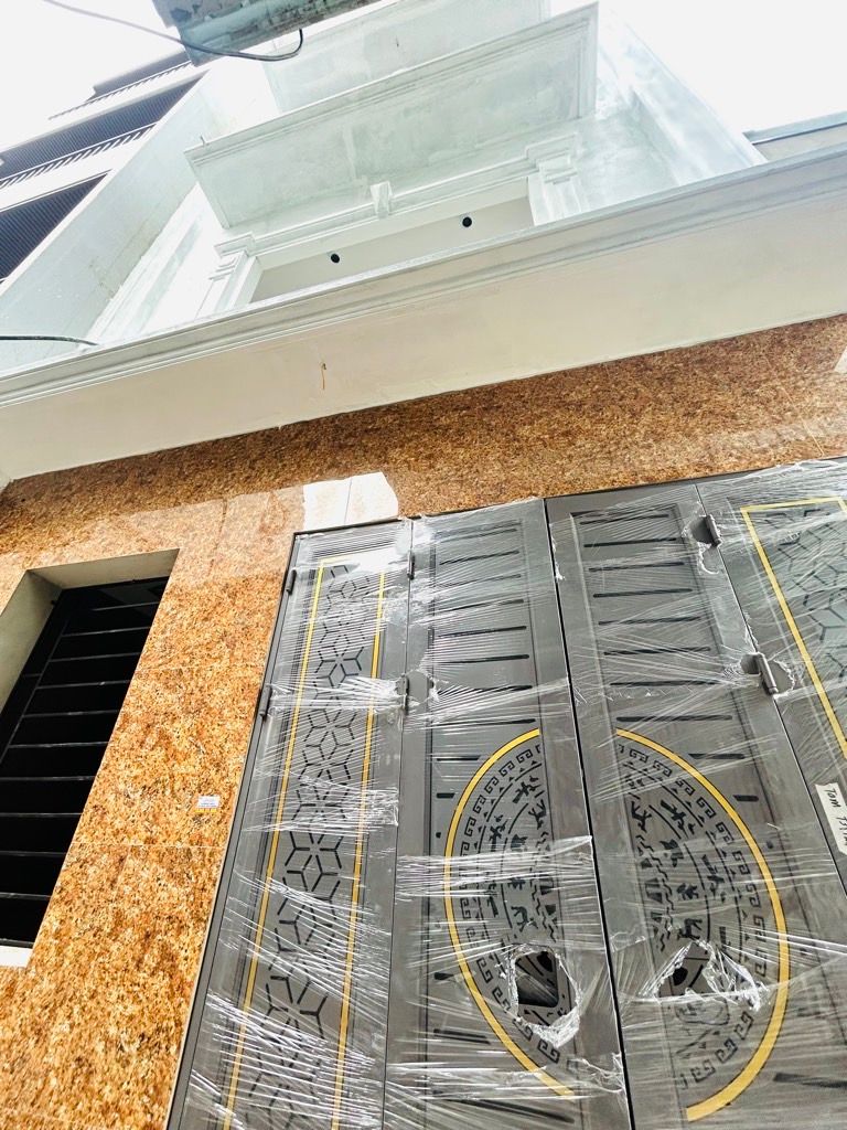 Cần bán Nhà mặt tiền đường Yên Duyên, Phường Yên Sở, Diện tích 60m², Giá 12.68 Tỷ 2