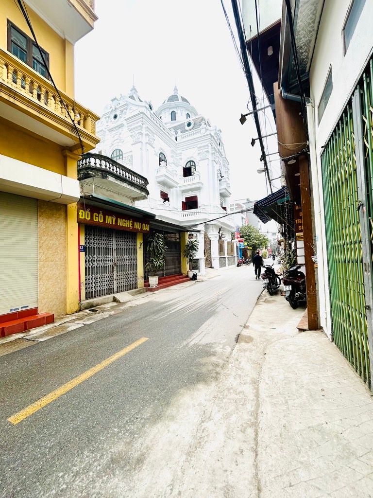 Cần bán Nhà mặt tiền đường Yên Duyên, Phường Yên Sở, Diện tích 60m², Giá 12.68 Tỷ 5