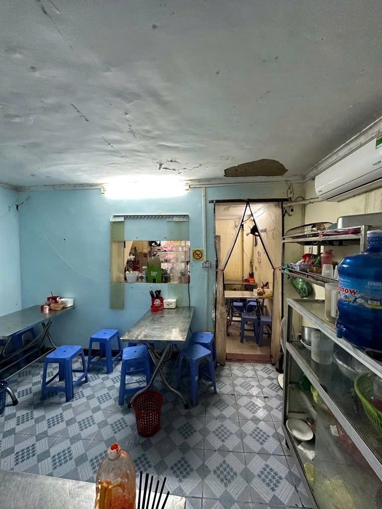 Cần bán Nhà mặt tiền đường 8/3, Phường Quỳnh Mai, Diện tích 90m², Giá 8.8 Tỷ