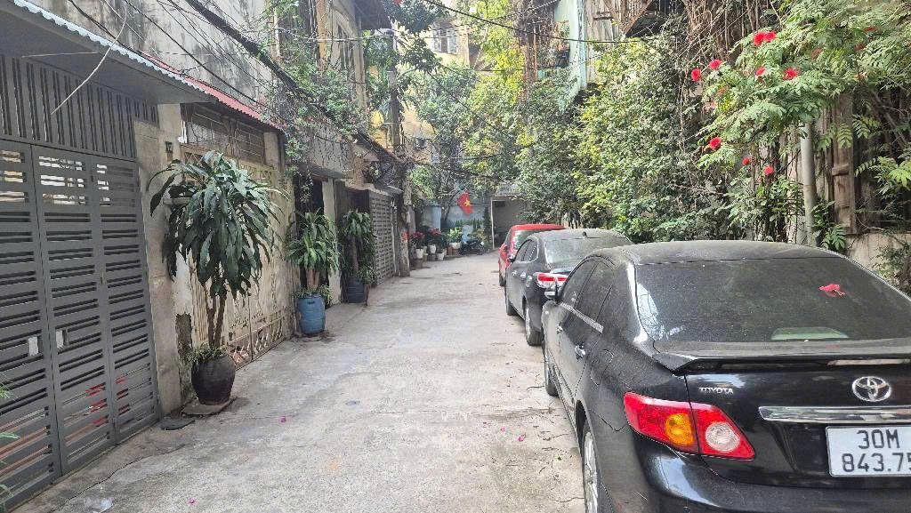 Cần bán Nhà mặt tiền đường Giải Phóng, Phường Phương Liệt, Diện tích 72m², Giá 22.8 Tỷ