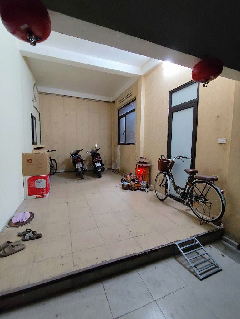 Cần bán Nhà mặt tiền đường Minh Khai, Phường Vĩnh Tuy, Diện tích 70m², Giá 13.9 Tỷ 3