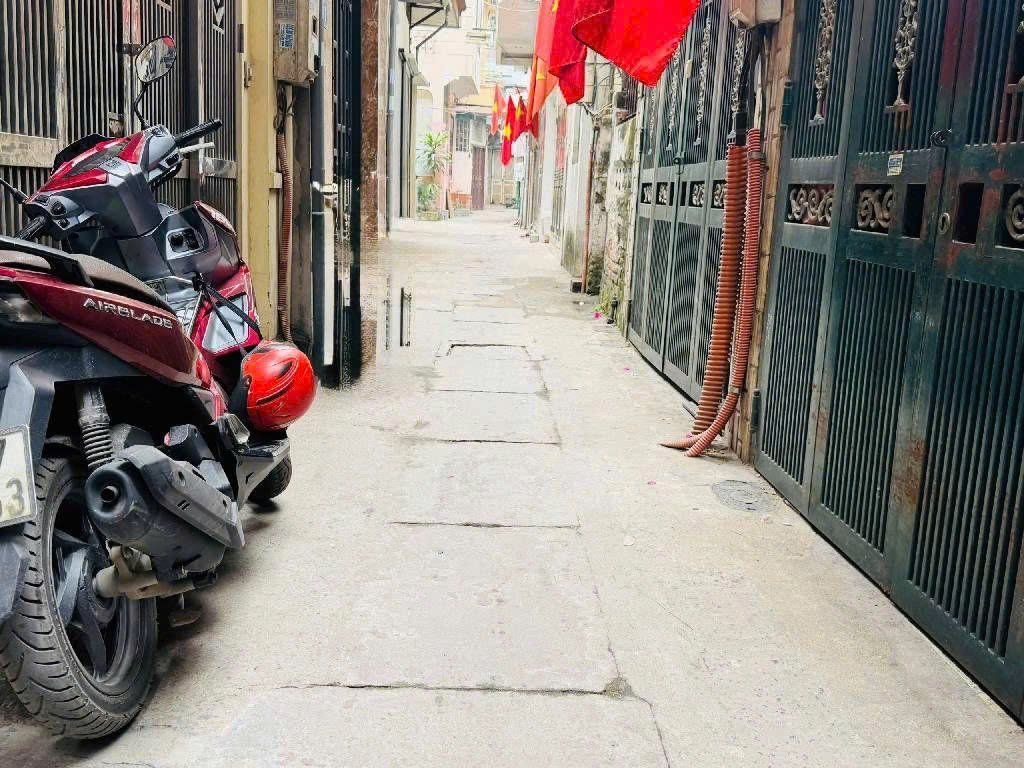 Cần bán Nhà mặt tiền đường Mạc Thị Bưởi, Phường Vĩnh Tuy, Diện tích 50m², Giá 14.5 Tỷ