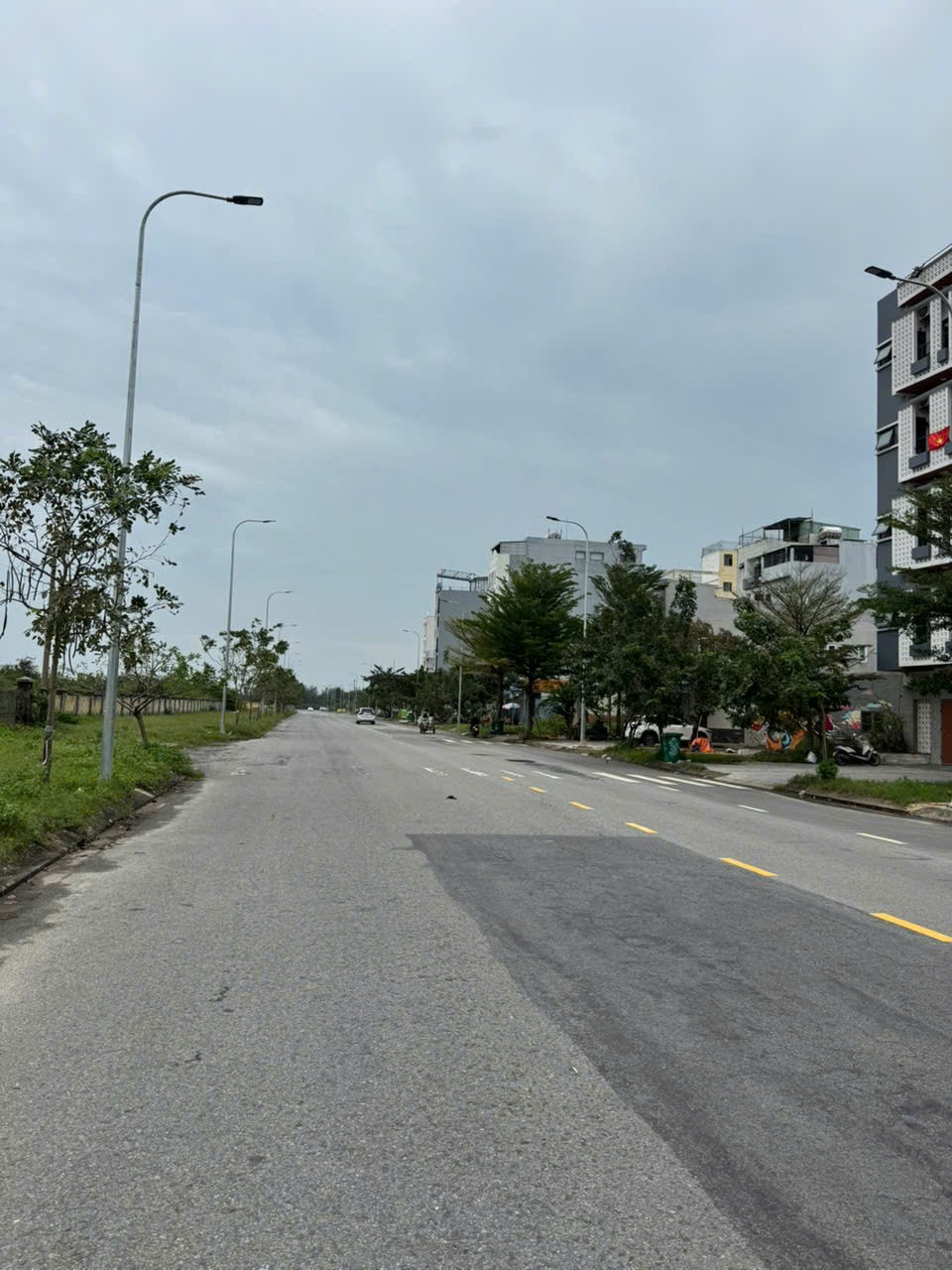 180m2/ 22,2 tỷ Đường Nguyễn Đức Thuận rộng 15m lề 9m, sát Biển Sơn Thủy,H:Bắc