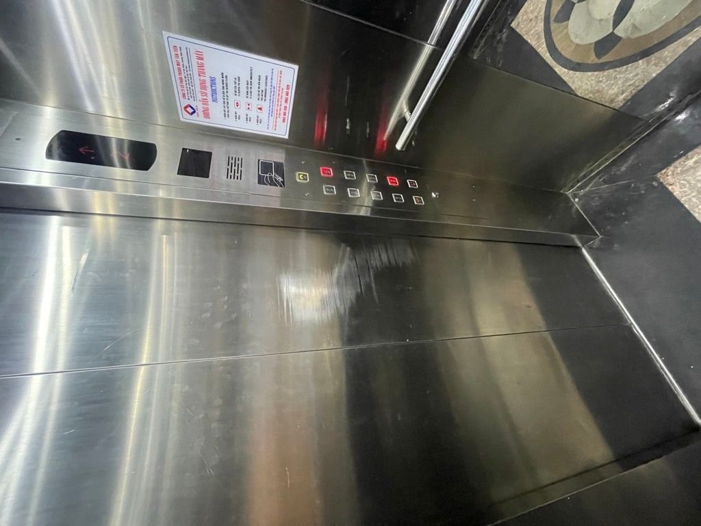 Chung cư MINI 9 tâng 40 phòng thang máy,PCCC, doanh thu 800 tr/năm. Lô góc, luôn full phòng 3