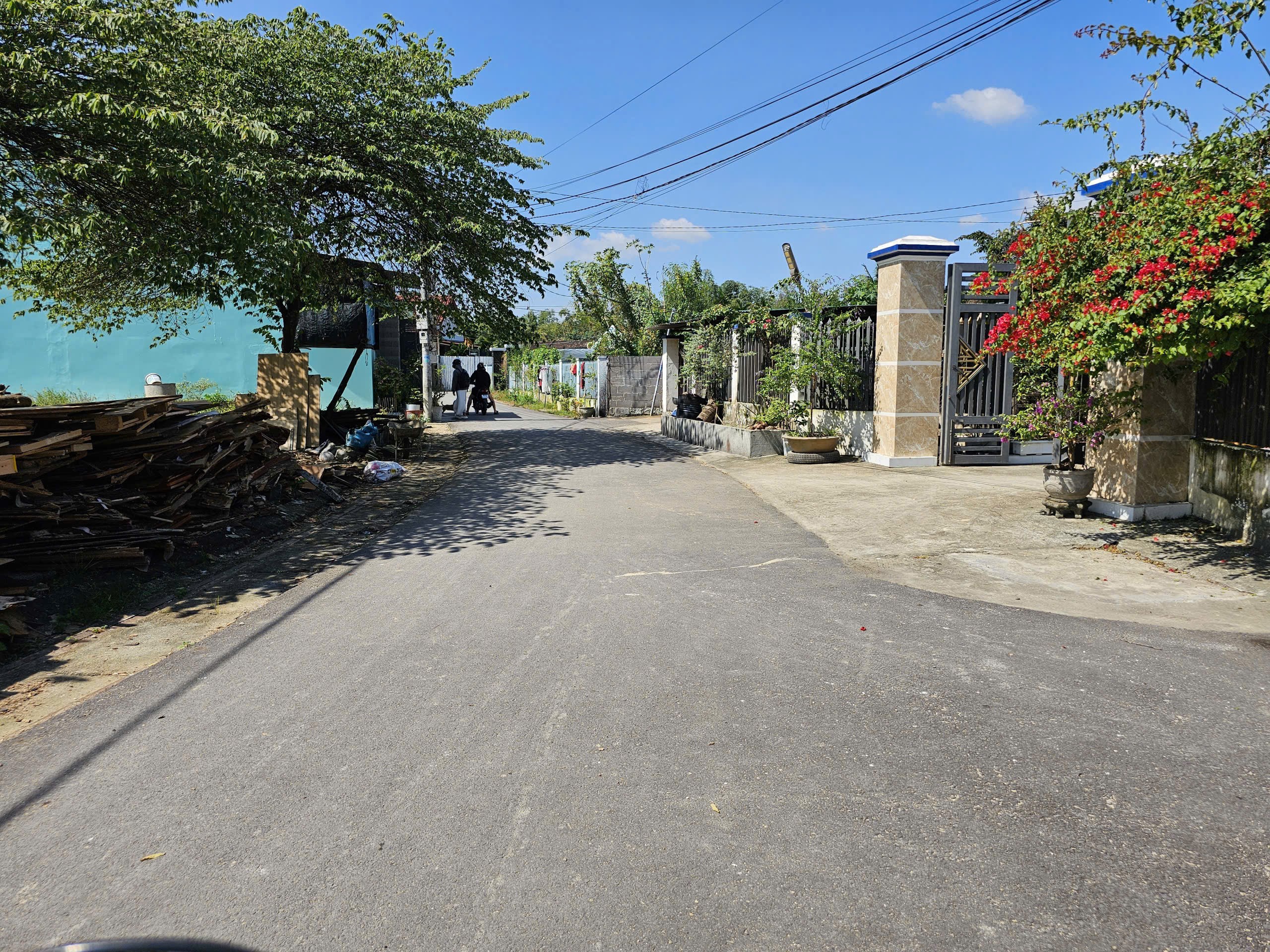 Bán đất Diên Hoà thôn Lạc Lợi full thổ cư mặt đường nhựa thông - xung quanh dân cư đông