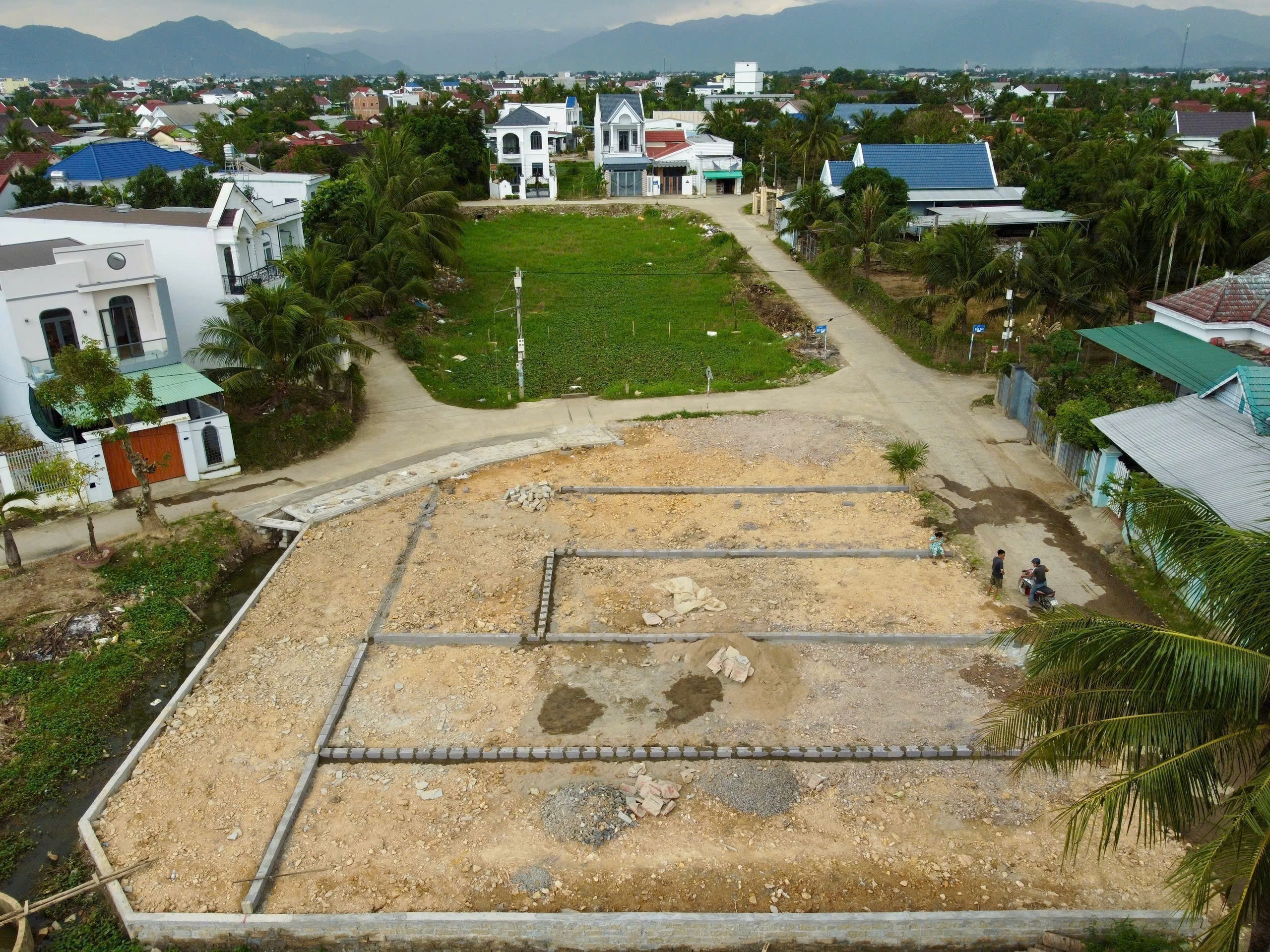 Bán đất Diên Điền thôn Trung 1 full thổ cư gần Hương Lộ 5 đường đi Am Chúa 4