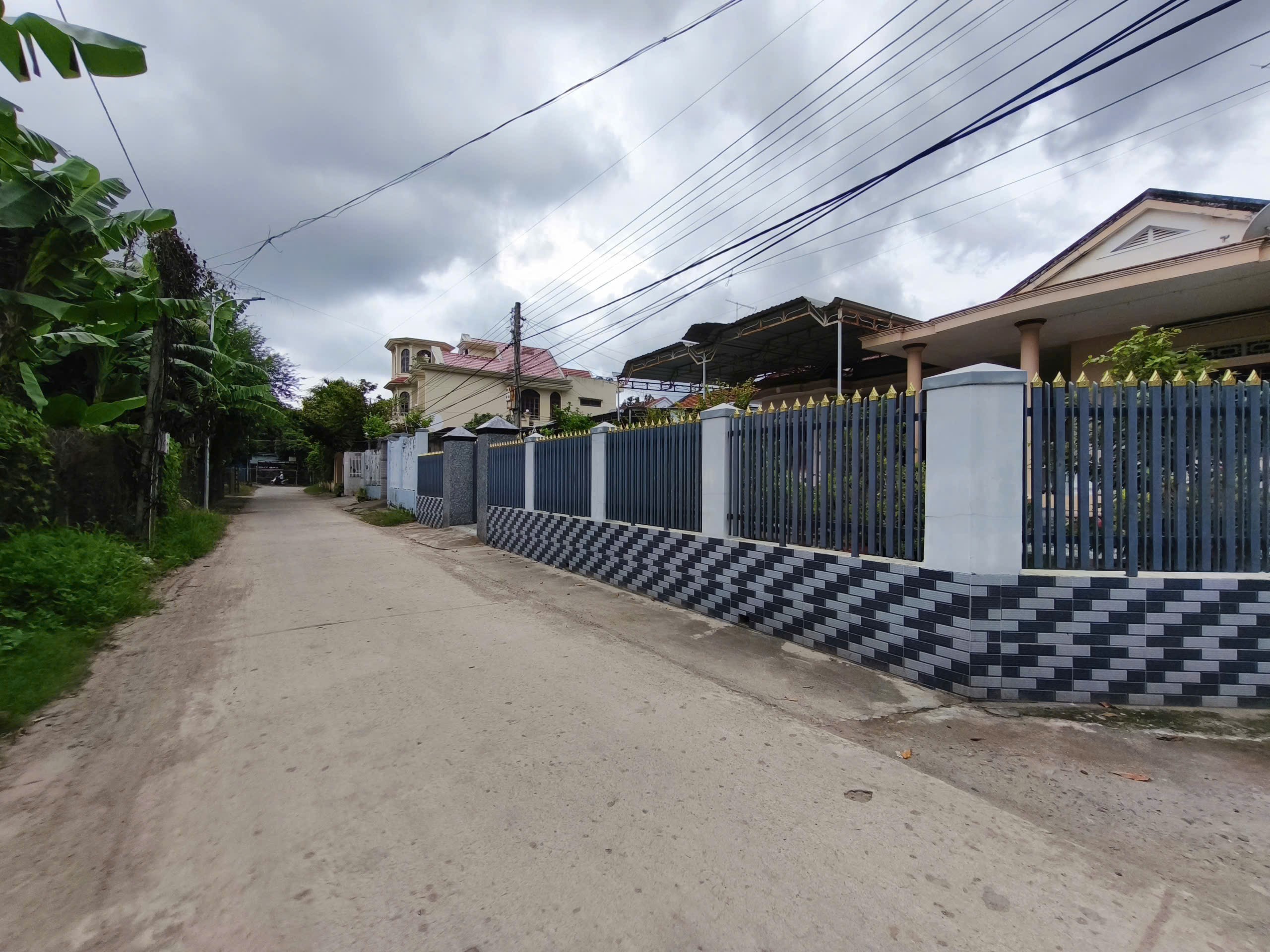 Bán đất Diên An thôn Phú Ân Nam 4 - dân cắt bán đường thông ra 23/10 - bờ kè đang thi công 6