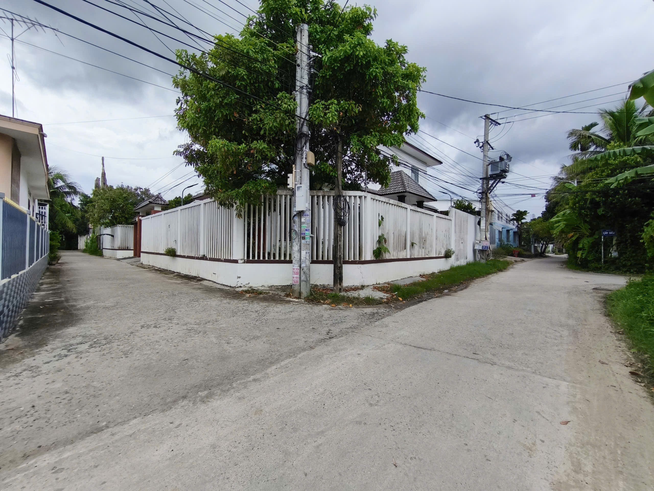 Bán đất Diên An thôn Phú Ân Nam 4 - dân cắt bán đường thông ra 23/10 - bờ kè đang thi công 5