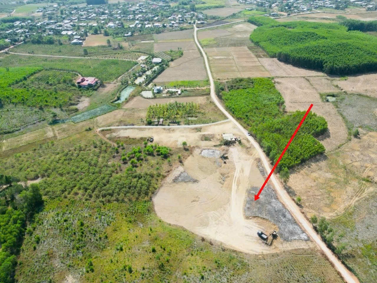 Bán đất vườn Diên Xuân giá rẻ mặt đường bê tông gần chợ gần khu dân cư 6