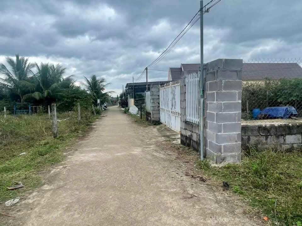 Bán đất Bình Lộc thôn Đảnh Thạnh full thổ cư giá rẻ đường thông - khu dân cư an ninh 3