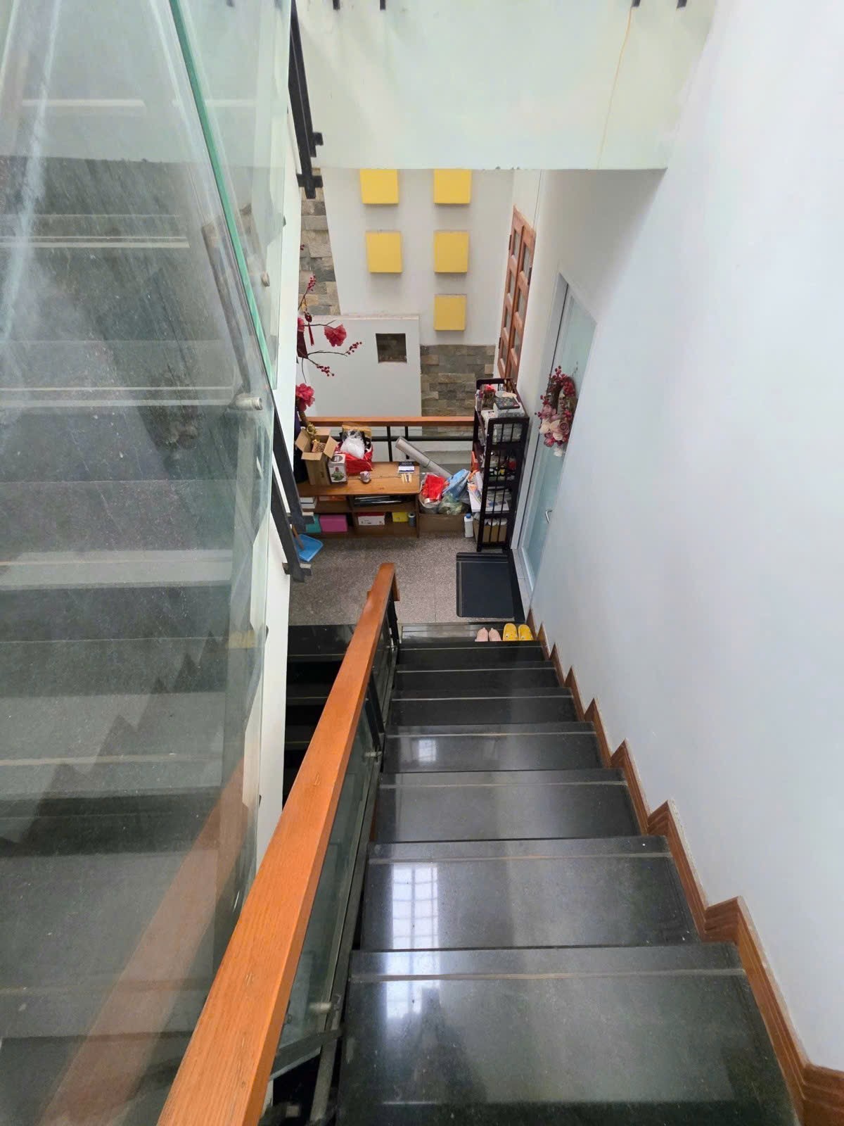 BIỆT THỰ NGUYỄN THÁI BÌNH 4 TẦNG HẺM XE TẢI - 105m2 (7×15) - 18.5 TỶ 2