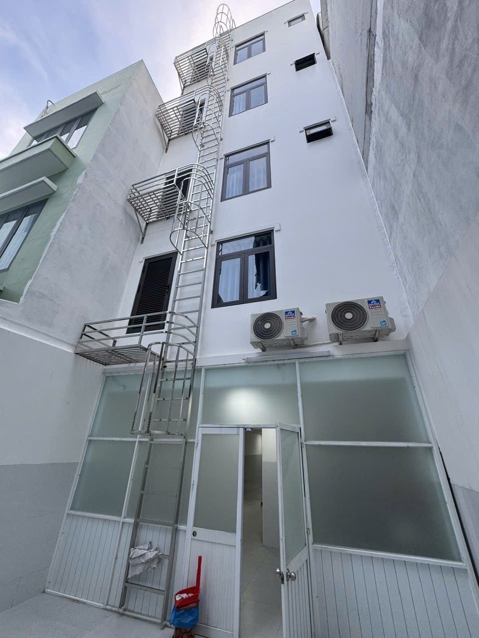 NHÀ MẶT TIỀN TÂN BÌNH - 140m2 (5.8×26.5) - 18 CHDV THUÊ KHOÁN 60TR/THÁNG - 24.5 TỶ 11