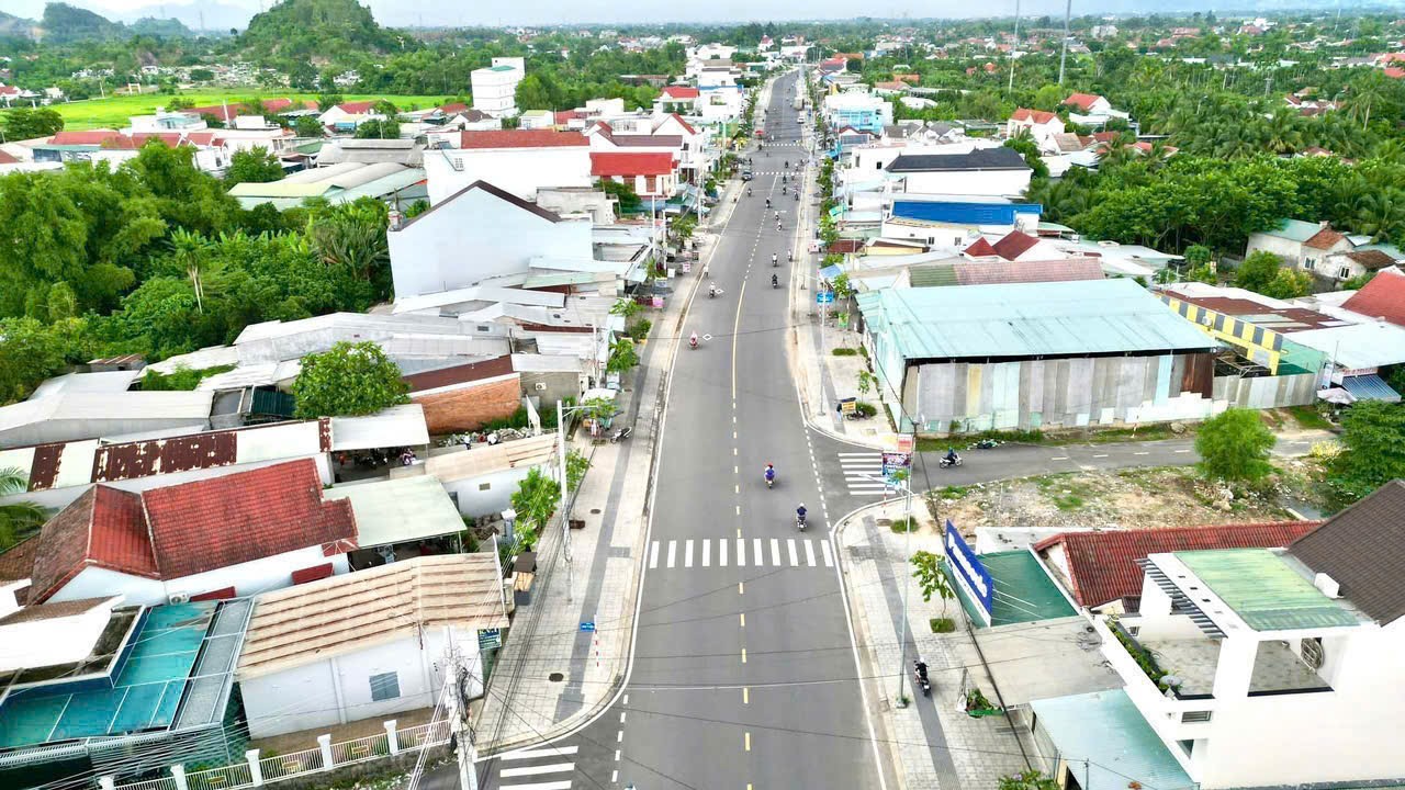 Bán đất mặt tiền Tỉnh Lộ 2 Diên Lạc khu dân cư đông phù hợp kinh doanh buôn bán