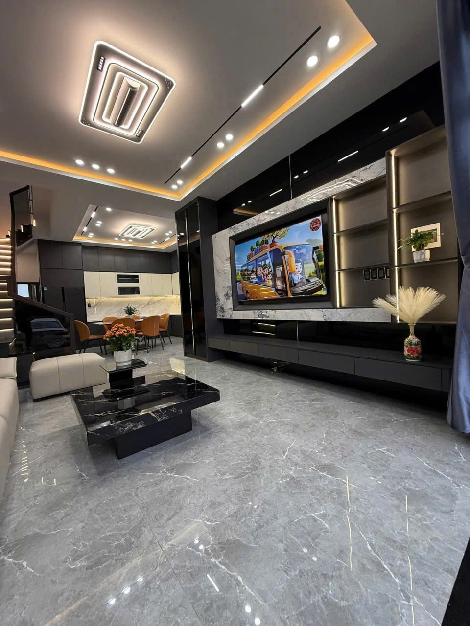 Bán nhà Diên Sơn mới xây full thổ sau nhà thờ Cây Vông tặng nội thất xịn - đường 8m thông 8