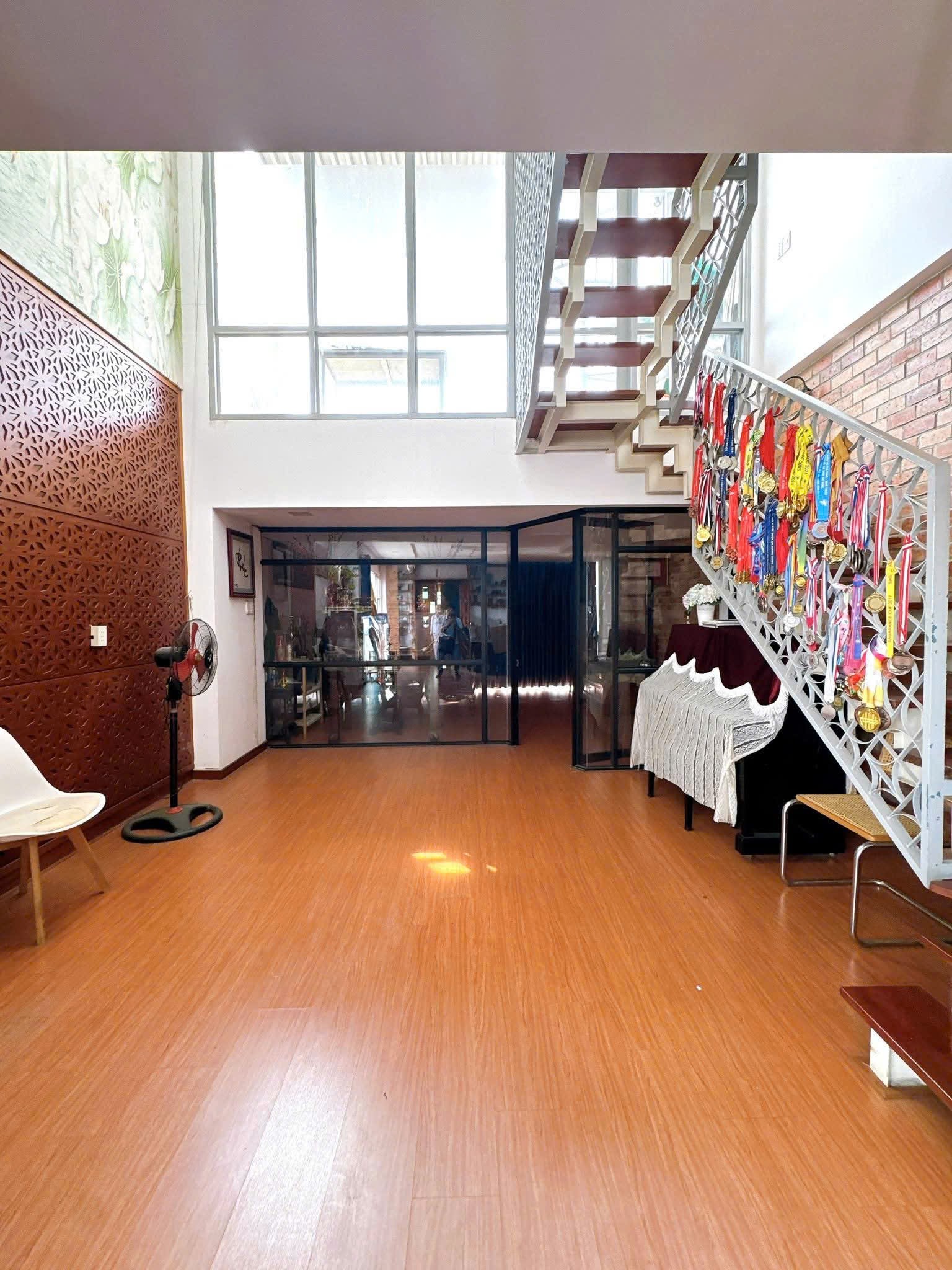 SIÊU PHẨM MT TRẦN BÌNH TRỌNG BÌNH THẠNH - TÒA NHÀ 130m2 9 TẦNG CÓ HẦM 11