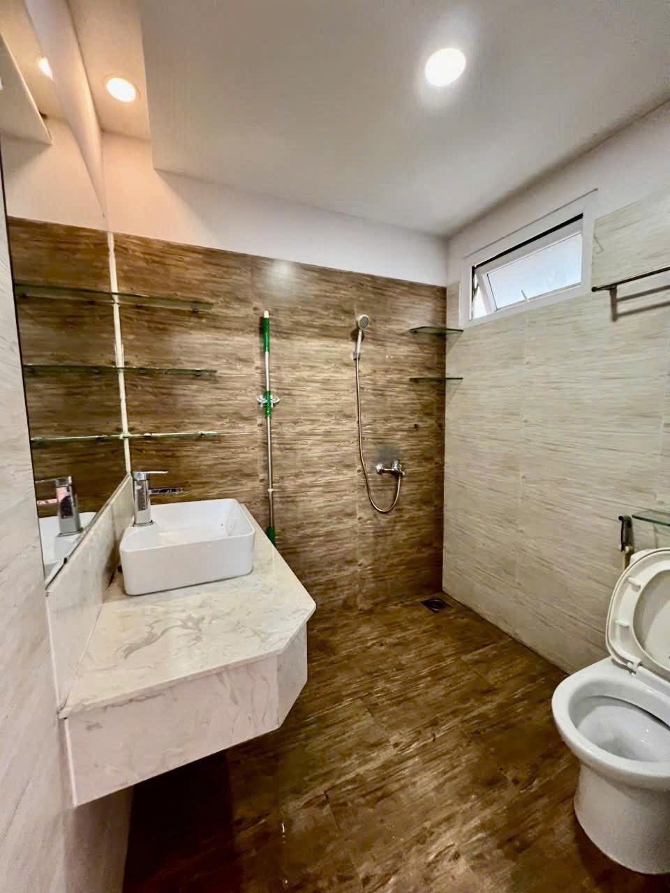 CĂN GÓC 7 TẦNG MẶT TIỀN ĐƯỜNG NGAY CV GIA ĐỊNH - 12 CHDV CHO THUÊ 60TR/THÁNG 13