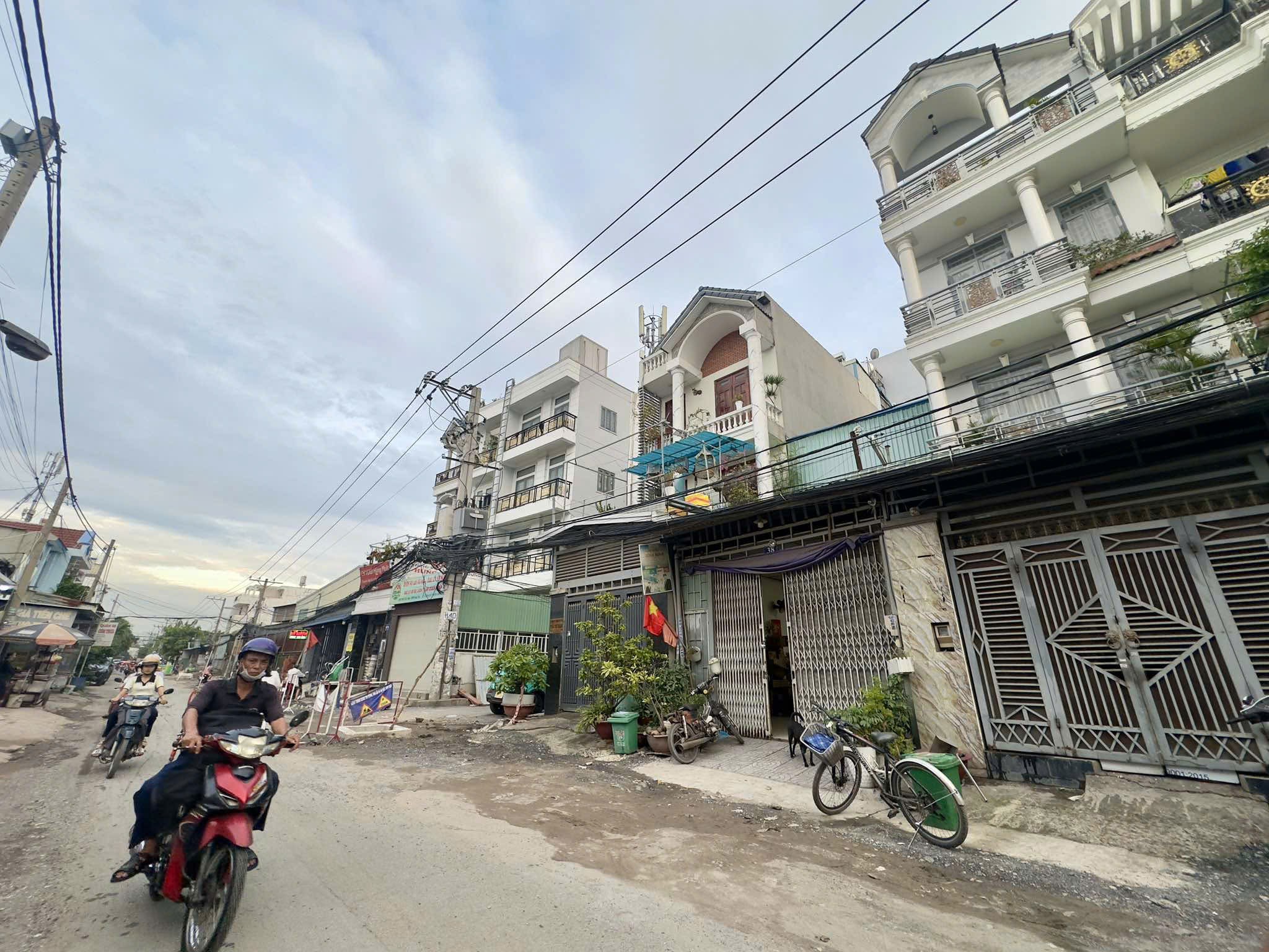 VILLA MẶT TIỀN HIỆP BÌNH CHÁNH - 152m2 (9.5×16) - BANK ĐỊNH GIÁ 13.2 TỶ - BÁN 12.9 TỶ 11