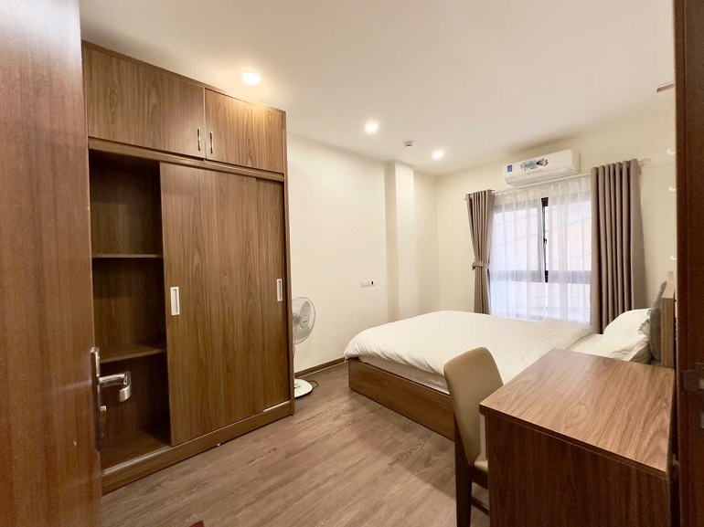 Cho thuê Căn hộ chung cư đường Đào Tấn, Phường Cống Vị, Diện tích 75m², Giá Thương lượng 8