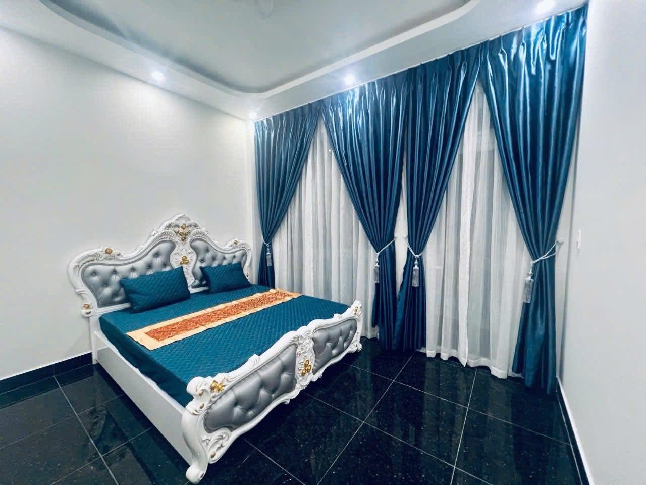 Bán Biệt Thự Sân Vườn Cao Cấp – 2 Mặt Tiền Đường Kim Đồng, Đà Lạt 2