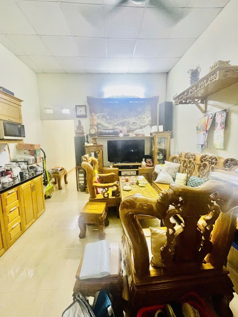 Chị Bình bán nhà ngõ 908 Kim Giang ô tô tránh cạnh KĐT Linh Đàm 66m2 chỉ 9.x tỷ. LH 0989626116