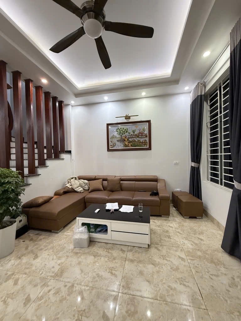 Anh Huy bán nhà ngõ 908 Kim Giang, Tựu Liệt cạnh KĐT Linh Đàm 45m2 chỉ 4.x tỷ. 0989626116