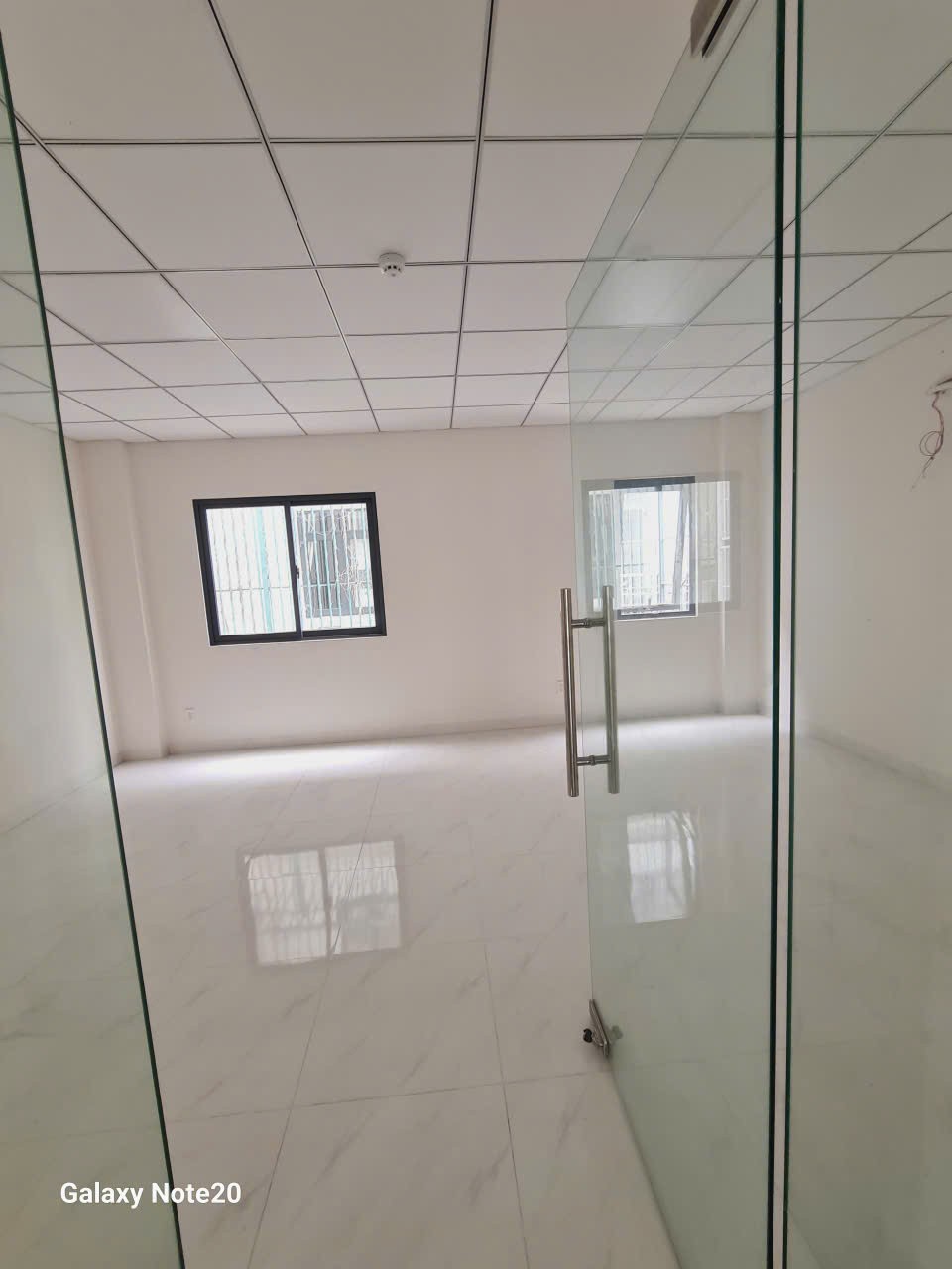 Cho thuê văn phòng mặt tiền Bùi Thiện Ngộ – 190m² – giá 17 triệu/tháng 5