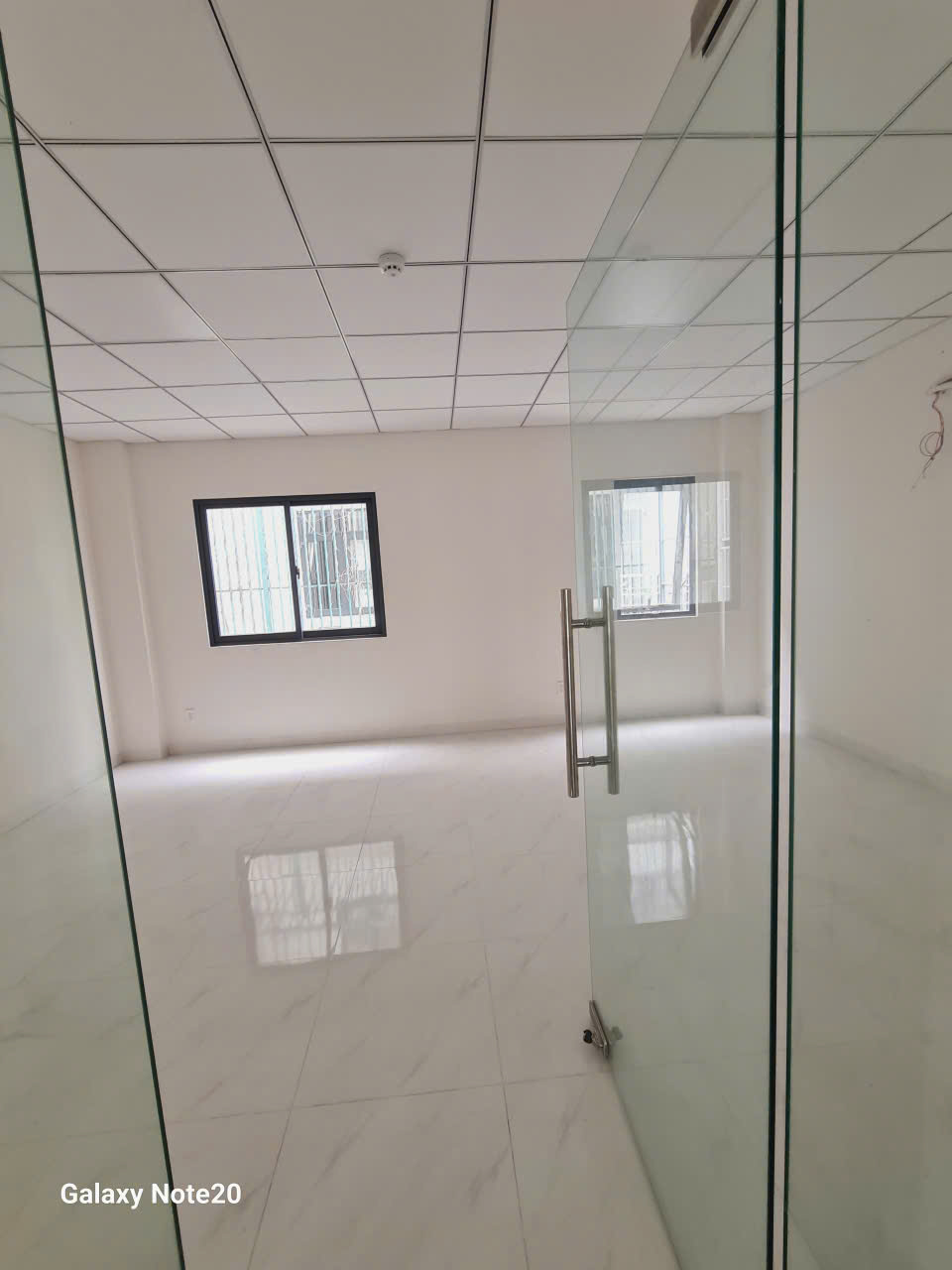 Cho thuê văn phòng mặt tiền Bùi Thiện Ngộ – 190m² – giá 17 triệu/tháng 5