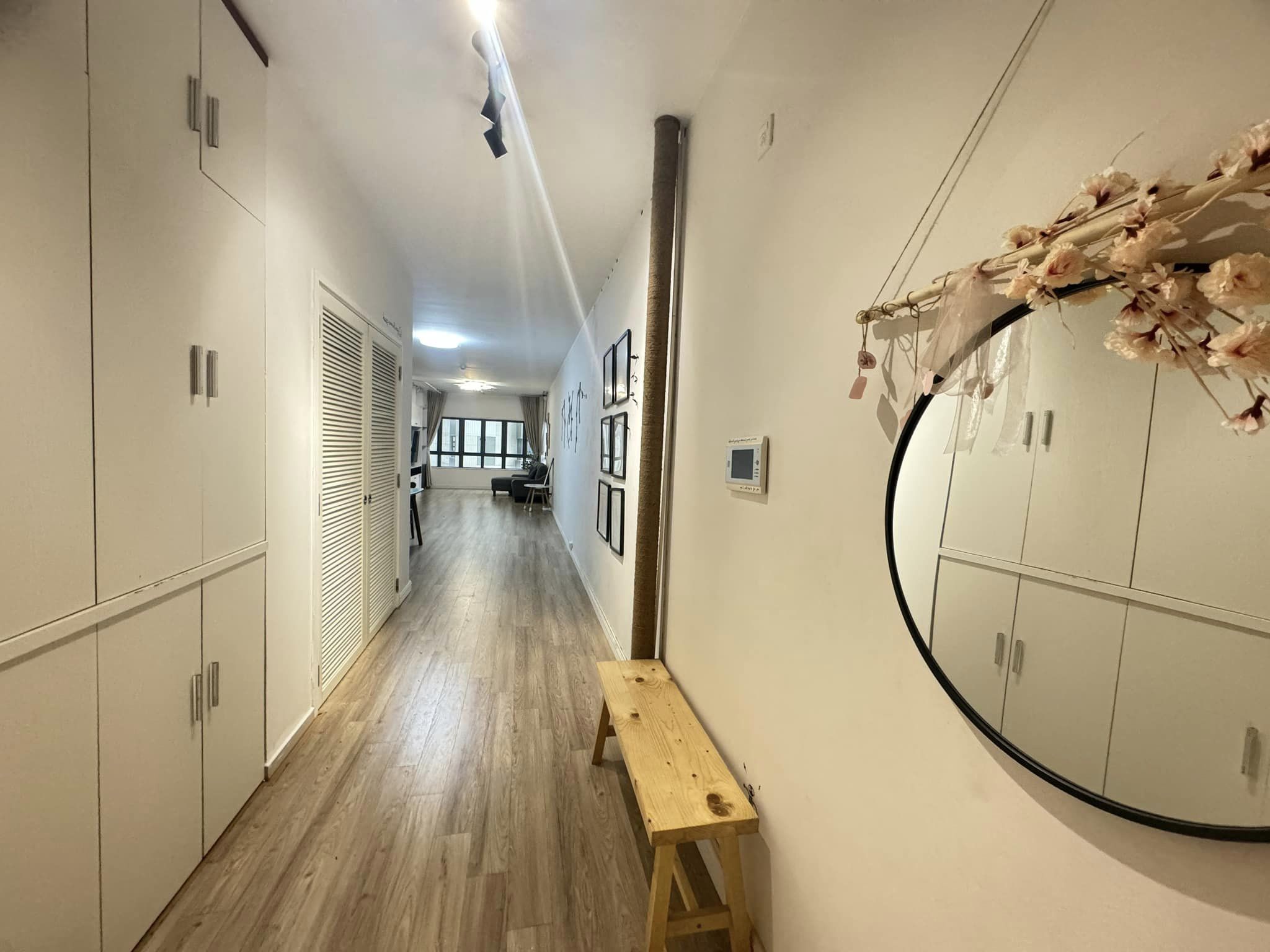 Cần bán căn hộ 3 ngủ 114m2 tại tòa B Mulberry Lane, giá 8.x tỷ 3