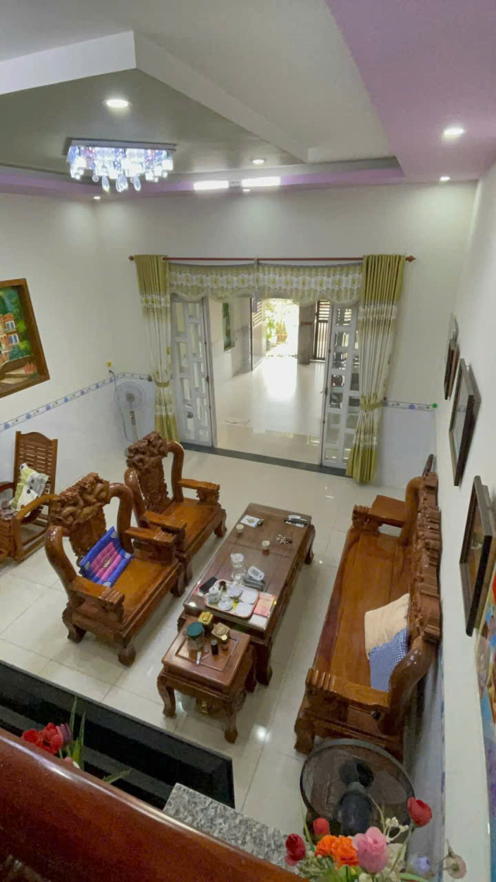 Bán Nhà Phố 2 tầng Full nội thất TT Phú Mỹ 2