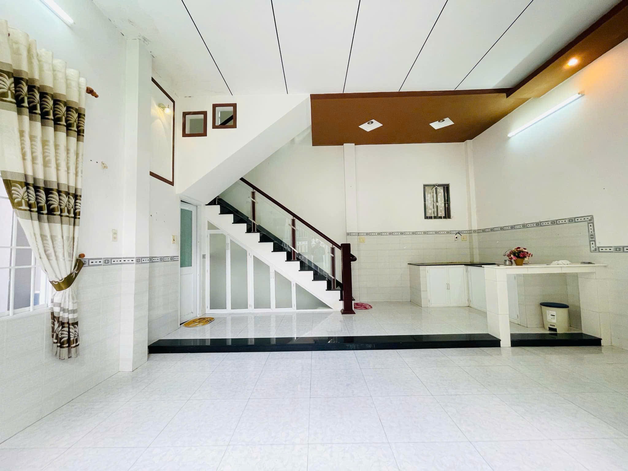 Cho thuê nhà 1 trệt 1 lầu Ngọc Hiệp – 2PN – giá 5.5 triệu/tháng 2