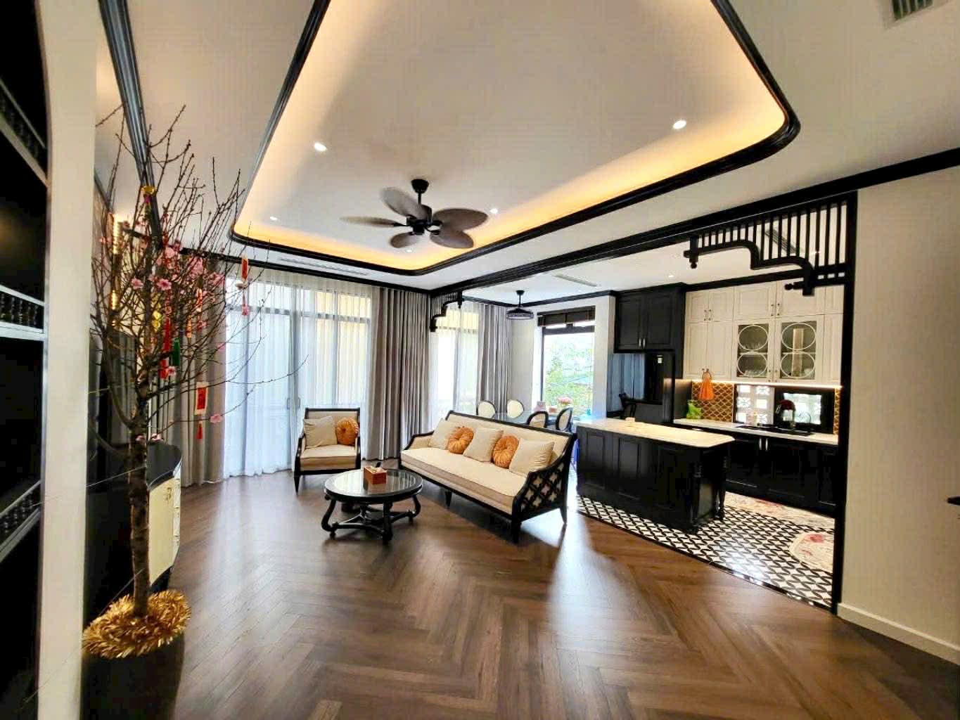 BÁN NHÀ NGUYỄN VĂN CỪ 75M. MẶT TIỀN 5M, ĐƯỜNG 2 ÔTÔ TRÁNH, VỈA HÈ, KINH DOANH. GIÁ 20.5 TỶ 5