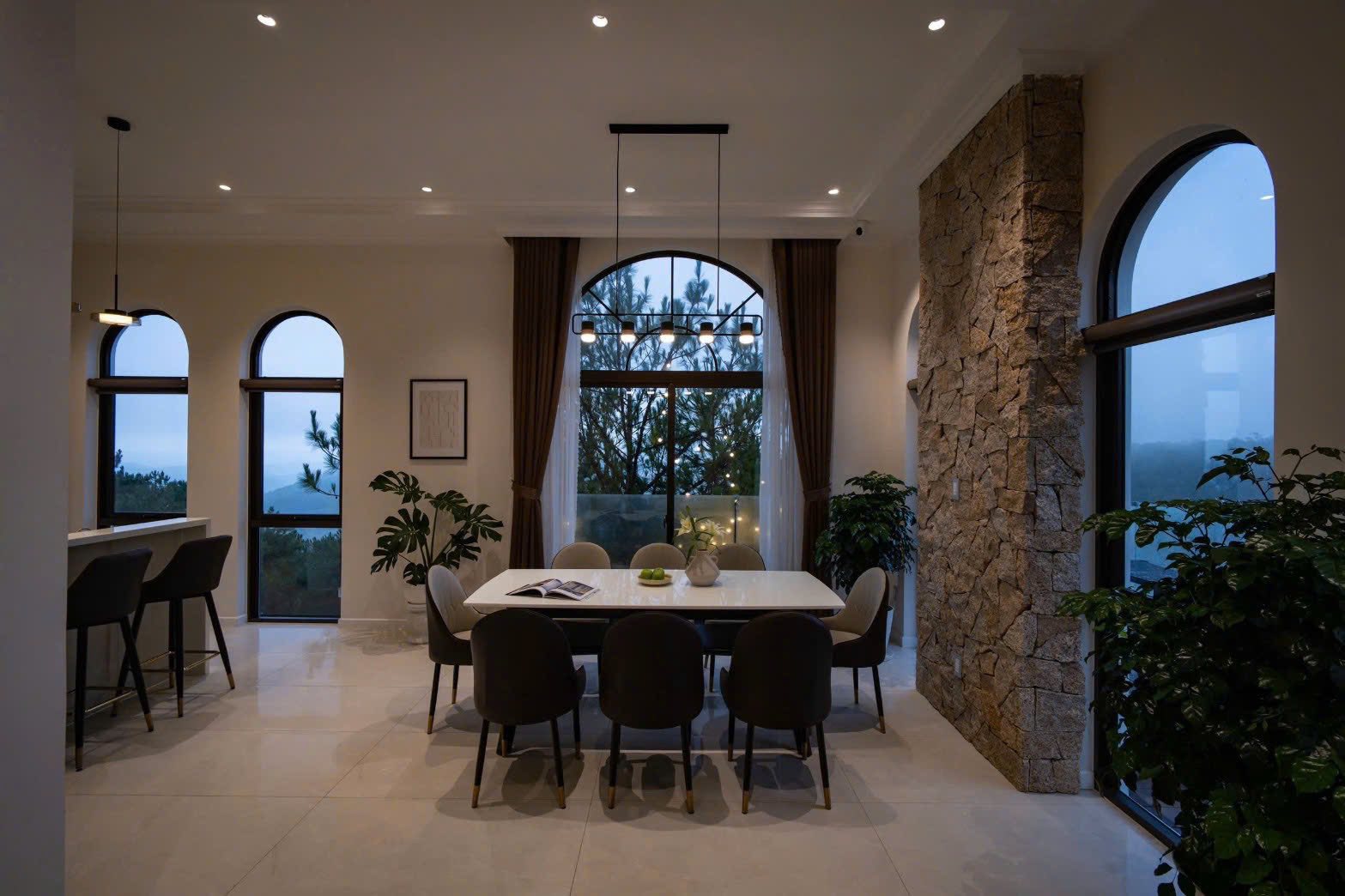 BÁN VILLA CHÂU ÂU – VIEW VĨNH VIỄN – ĐANG KHAI THÁC TỐT 5