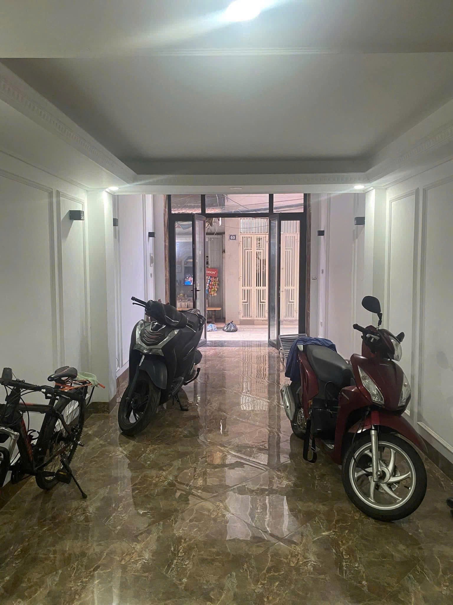 Cho thuê nhà Mặt ngõ 339 Minh Khai - Hai Bà Trưng 50m x 6T giá 17 triệu FULL ĐỒ 2