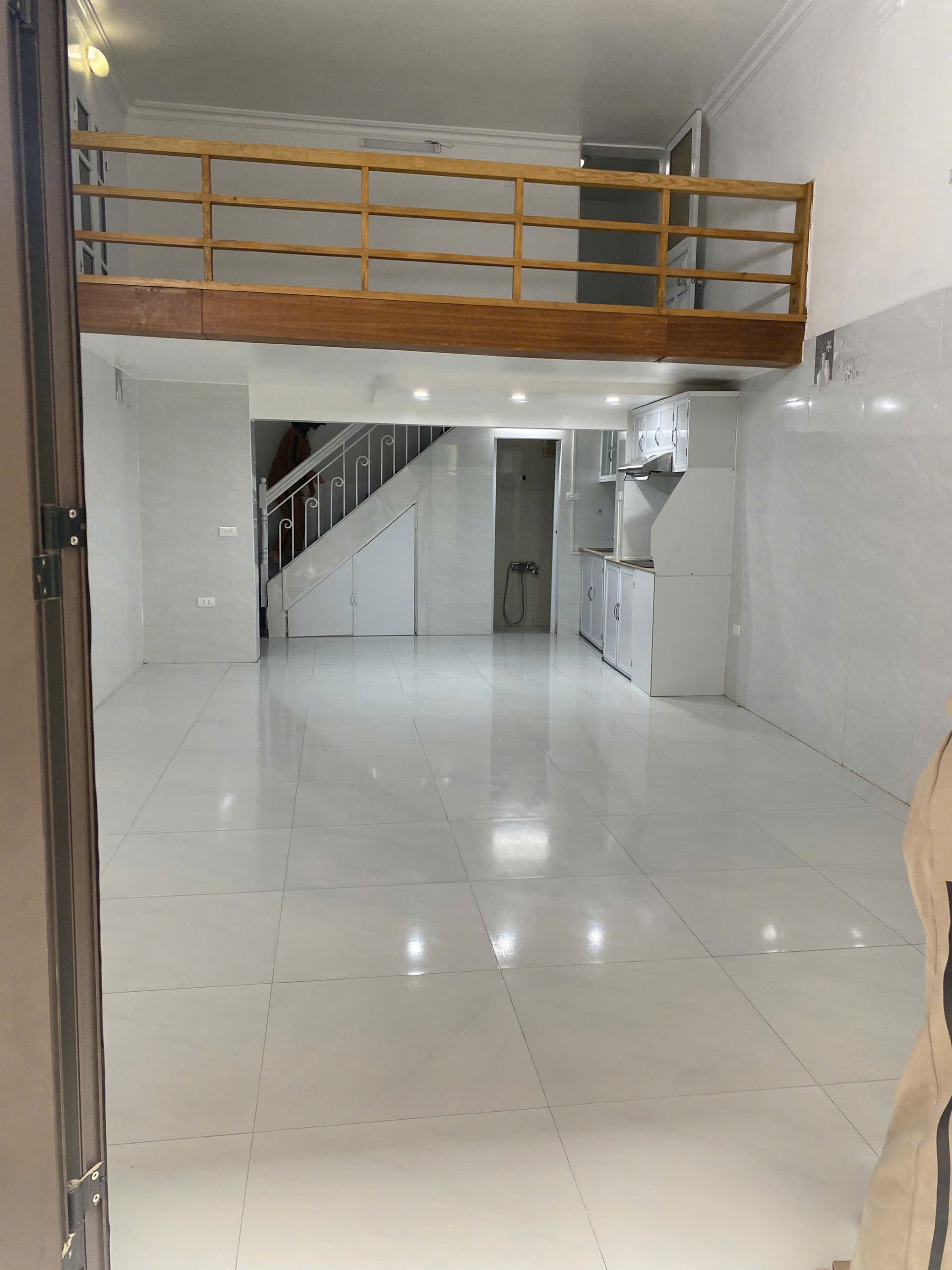 Cho thuê nhà riêng Bạch Mai - Hai Bà Trưng 40m x 4T giá 12TR - NHÀ SẠCH ĐẸP, Ở NHÓM 3